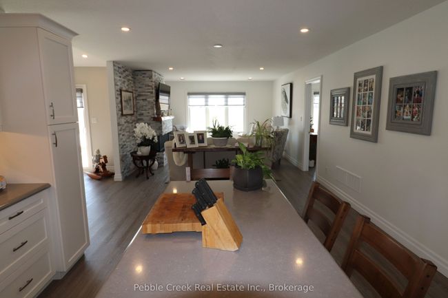 215 Lake Breeze Dr, House other with 2 bedrooms, 2 bathrooms and 2 parking in Goderich ON | Image 10