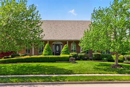 222 Ashton Oak Way, Winchester, KY, 40391-6011 | Card Image