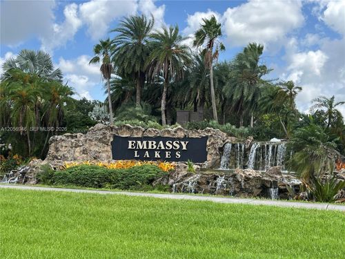 10854 Limeberry Dr, Hollywood, FL, 33026-4759 | Card Image