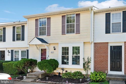 807 Wide Oak Ct, WARRENTON, VA, 20186-2168 | Card Image