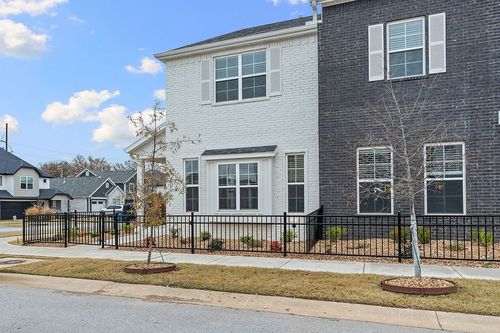 2910 Sw Arlington Boulevard, Bentonville, AR, 72713 | Card Image