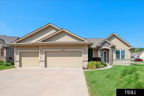 2634 N 166th St, Omaha, NE, 68116-7518 | Card Image