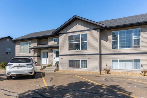 42-4702 53 Avenue, Camrose, AB, T4V0Y2 | Card Image