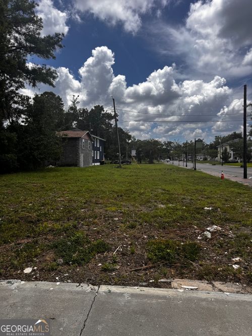 1101 E Anderson St, Savannah, GA, 31404-2117 | Card Image
