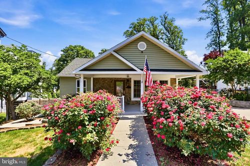 2007 Nordlie Pl, FALLS CHURCH, VA, 22043-2606 | Card Image