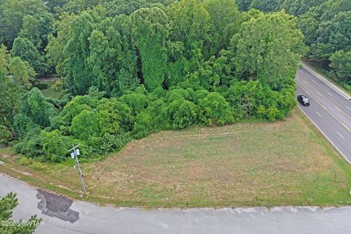445 Archwood St N, Jackson, TN, 38301-3637 | Card Image