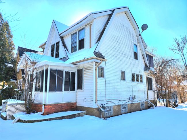 5953 Lakeview St, House other with 3 bedrooms, 2 bathrooms and null parking in Detroit MI | Image 25