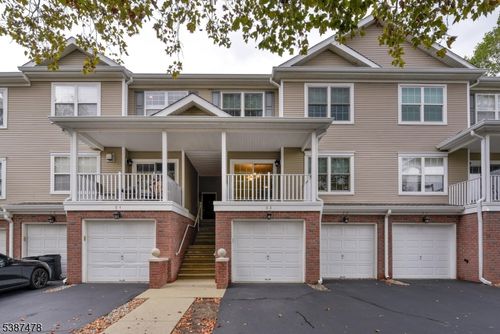 68 Carter Rd, Haskell, NJ, 07420-1052 | Card Image