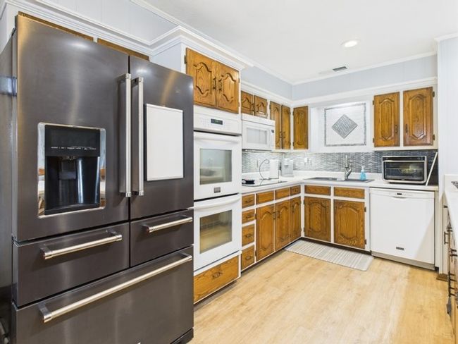 14227 Melody Ln, House other with 3 bedrooms, 2 bathrooms and null parking in Malakoff TX | Image 12