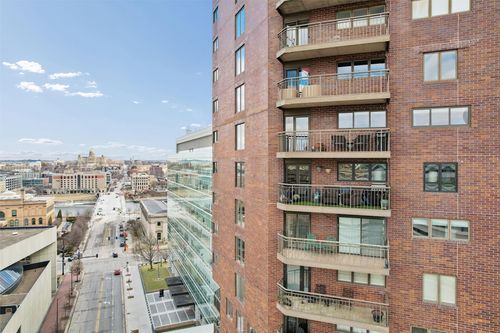 1509-300 Walnut St, Des Moines, IA, 50309-2224 | Card Image
