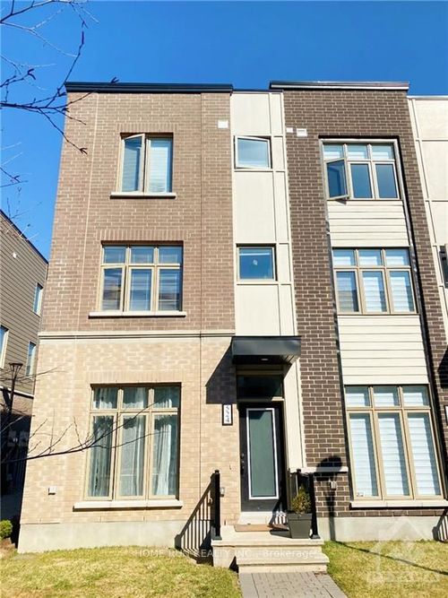 524 Ozawa Pvt, Ottawa, ON, K1K4Z9 | Card Image