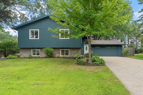 3116 Red Oak Cir N, Burnsville, MN, 55337-3331 | Card Image