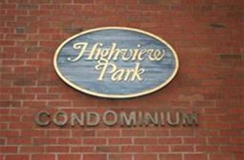 305-4975 Washington St, Boston, MA, 02132-2111 | Card Image