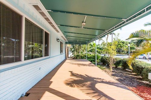 235 30th St, West Palm Beach, FL, 33407-5249 | Card Image