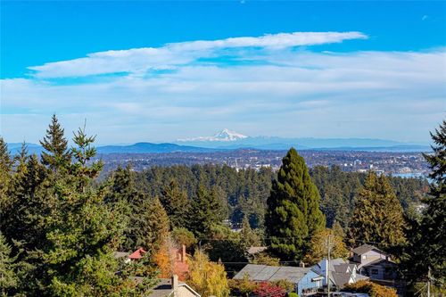 3387 Haida Dr, Victoria, BC, V9C3V9 | Card Image