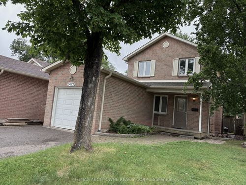 3072 Patrick Cres, Mississauga, ON, L5N3G5 | Card Image