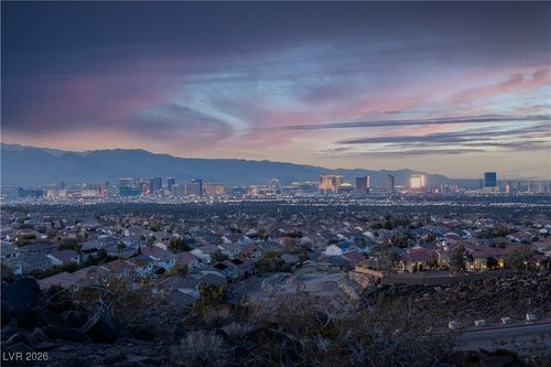 348 Unicorn Hills Dr, Henderson, NV, 89012 | Card Image