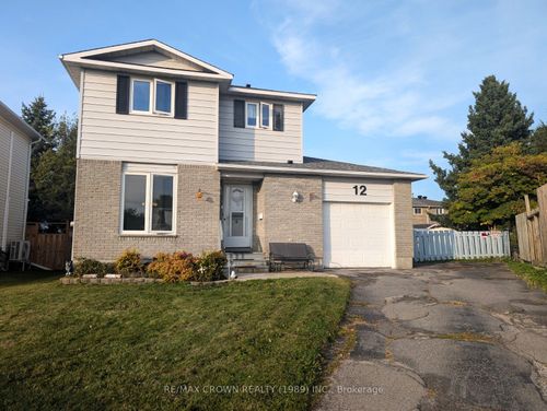 12 Cypress Crt, North Bay, ON, P1B9G9 | Card Image