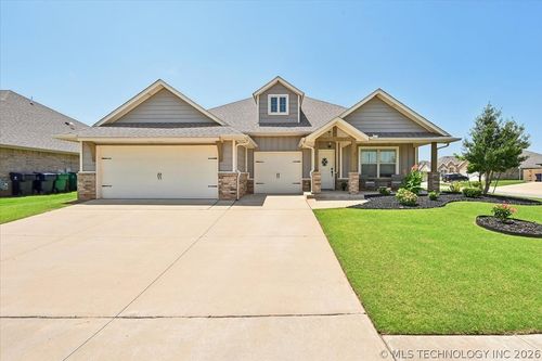 2401 Ryder Dr, Yukon, OK, 73099-1099 | Card Image