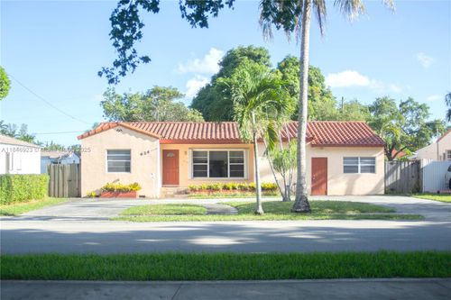 624 Westward Dr, Miami Springs, FL, 33166-5160 | Card Image