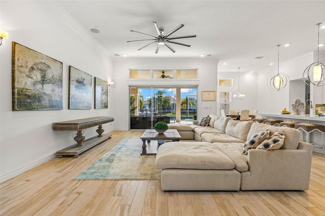 709 Manns Harbor Dr, House other with 5 bedrooms, 4 bathrooms and null parking in APOLLO BEACH FL | Image 6