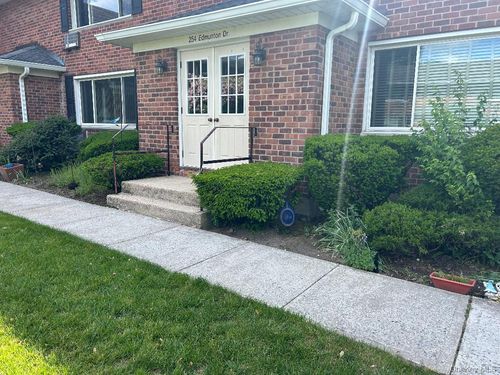 k1-254 Edmunton Drive #K1 Edmunton Dr, Babylon, NY, 11703-5299 | Card Image