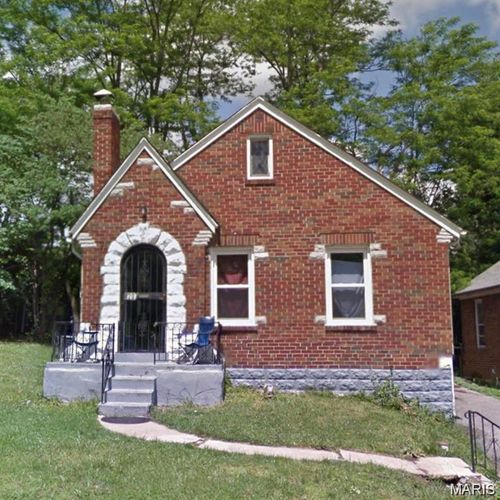 4207 Colonial Ave, Saint Louis, MO, 63121-2813 | Card Image
