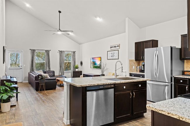 204 Armano Bayou Way, House other with 4 bedrooms, 3 bathrooms and 6 parking in Hutto TX | Image 8