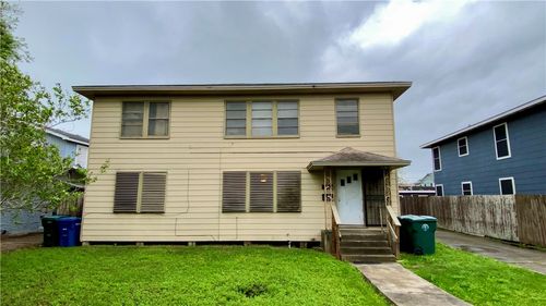 811 Ohio Ave, Corpus Christi, TX, 78404-2824 | Card Image