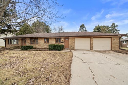 231 S 5th St, Cedar Grove, WI, 53013-1383 | Card Image