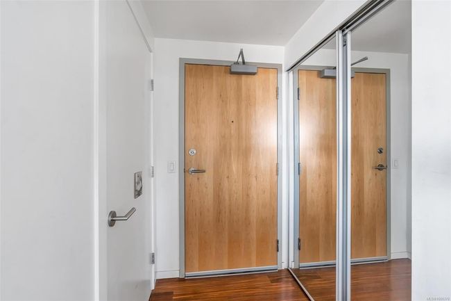 1207 - 834 Johnson St, Condo with 1 bedrooms, 1 bathrooms and 1 parking in Victoria BC | Image 17