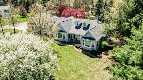 3810 Timber Valley Dr, Wisconsin Rapids, WI, 54494-9752 | Card Image
