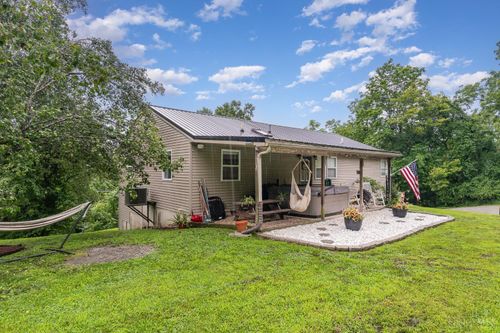 402 Circle Dr, Ripley, OH, 45167 | Card Image