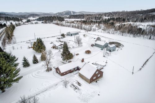 139Z Rte 309, Lac-Des-Îles, QC, J0W1J0 | Card Image