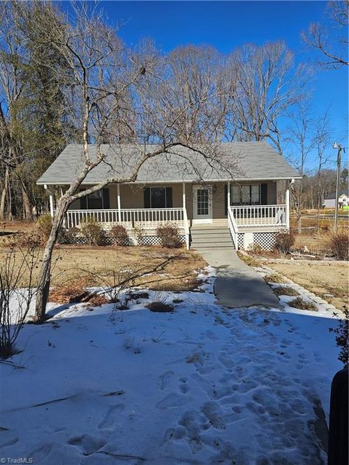 331 Bill Medlin Rd, Lexington, NC, 27292-5276 | Card Image