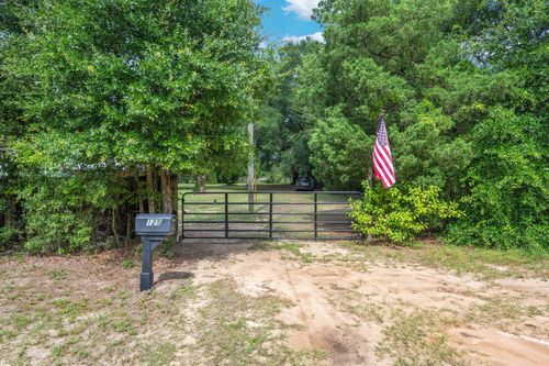 125 Roberts Rd W, Defuniak Springs, FL, 32433-6970 | Card Image