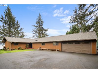 556 State Route 401, House other with 4 bedrooms, 2 bathrooms and 2 parking in Naselle WA | Image 2