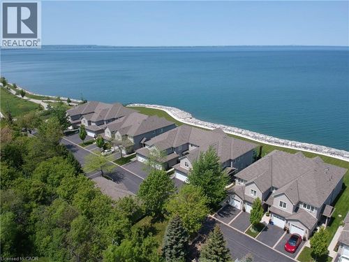 9-484 Millen Rd, Stoney Creek, ON, L8E6G4 | Card Image