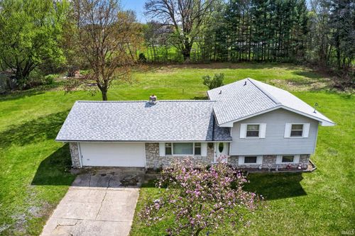 29174 Kauffman Street, Elkhart, IN, 46517-9379 | Card Image