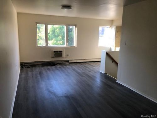 5737 Arverne Blvd, Arverne, NY, 11692-1674 | Card Image