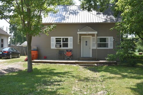 415 W Main St, Arcola, IL, 61910-1116 | Card Image