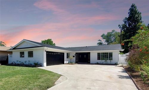 5228 E Minuet Ln, Anaheim, CA, 92807 | Card Image