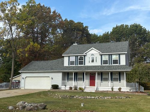 8410 Pineview Lake Dr, Linden, MI, 48451-9770 | Card Image