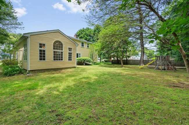 18 Edgewood Rd, House other with 5 bedrooms, 3 bathrooms and 4 parking in Westwood MA | Image 28