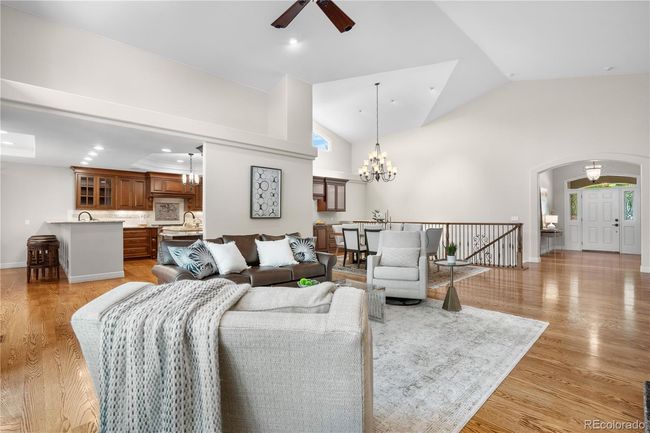 11 Canon Pl, House other with 3 bedrooms, 3 bathrooms and 3 parking in Greenwood Village CO | Image 10