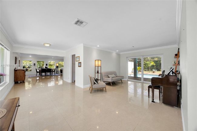 9401 Sw 69 Th Ct, House other with 5 bedrooms, 4 bathrooms and null parking in Pinecrest FL | Image 19