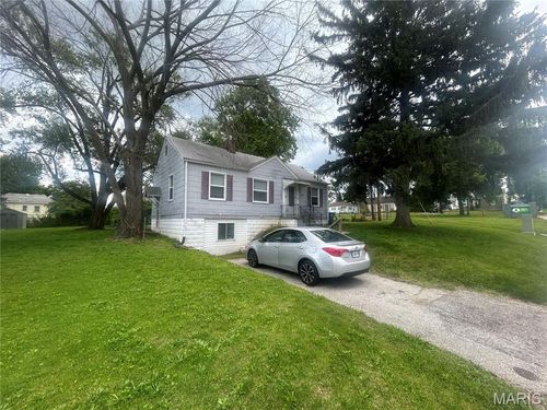 4508 Edmundson Rd, Saint Louis, MO, 63134-3804 | Card Image