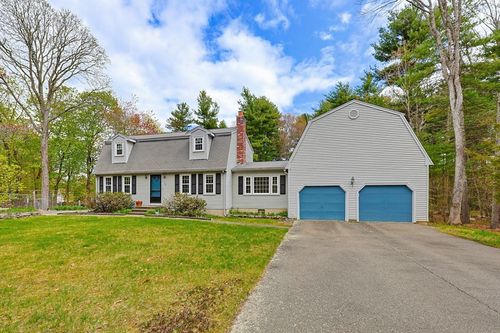 606 Washington St, Franklin, MA, 02038 | Card Image