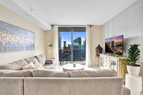 apt-4004-45 Sw 9th St, Miami, FL, 33130-3986 | Card Image