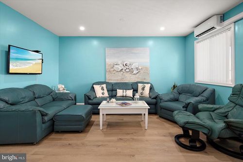 e103-424 Lark Ln, OCEAN CITY, MD, 21842-7129 | Card Image